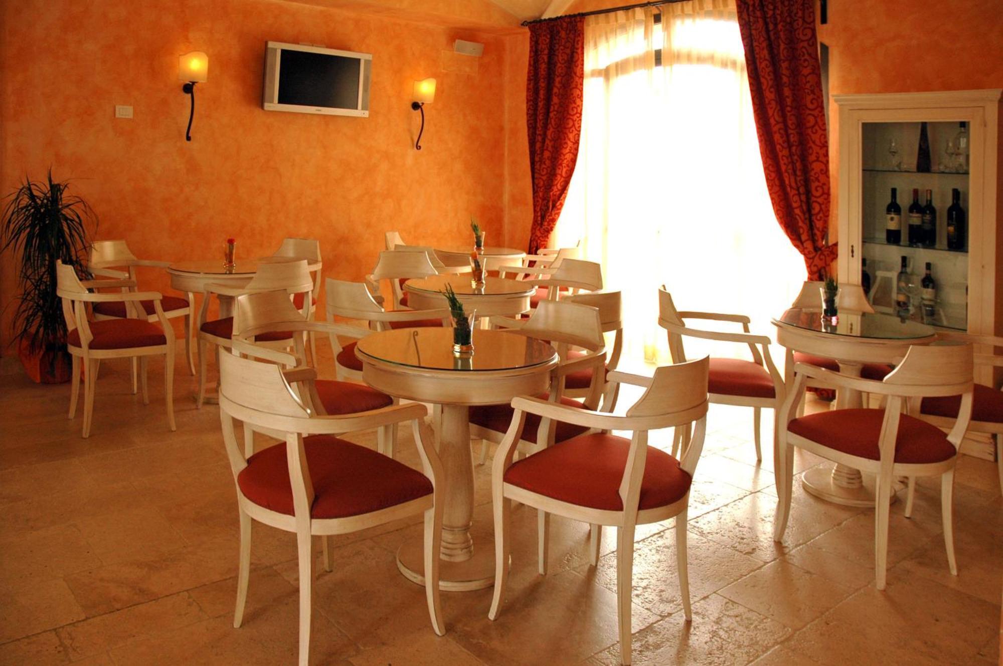 Hotel Borgo Di Cortefreda - Place Of Charme Tavarnelle Val di Pesa Restaurace fotografie